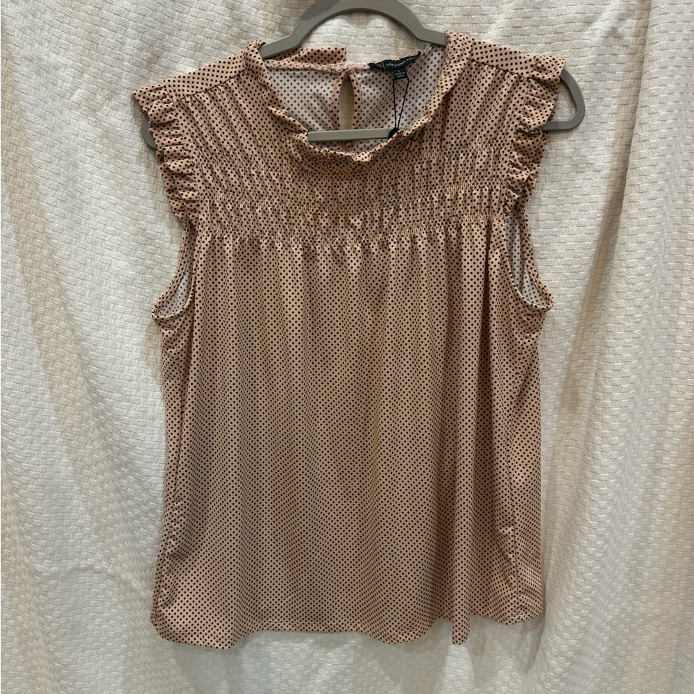 Adrianna Papell sleeveless dress shirt